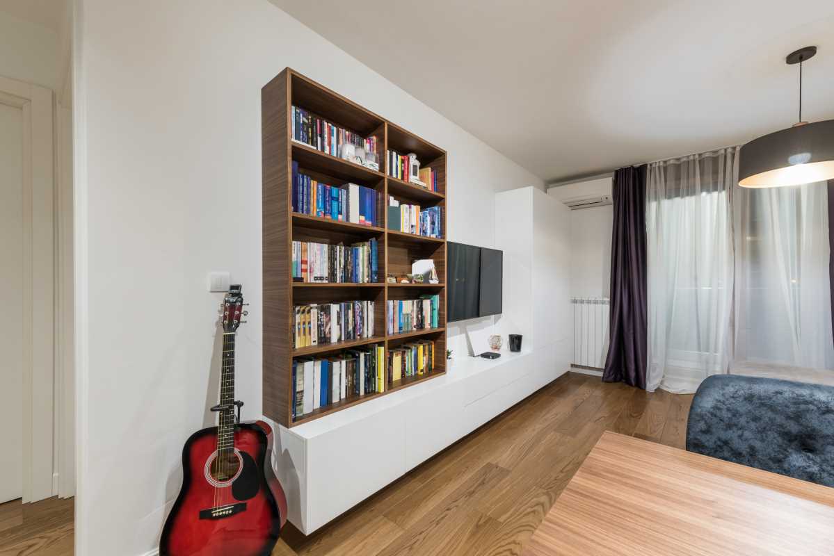 The First 5 Decor Pieces Every New Homeowner Should Invest In